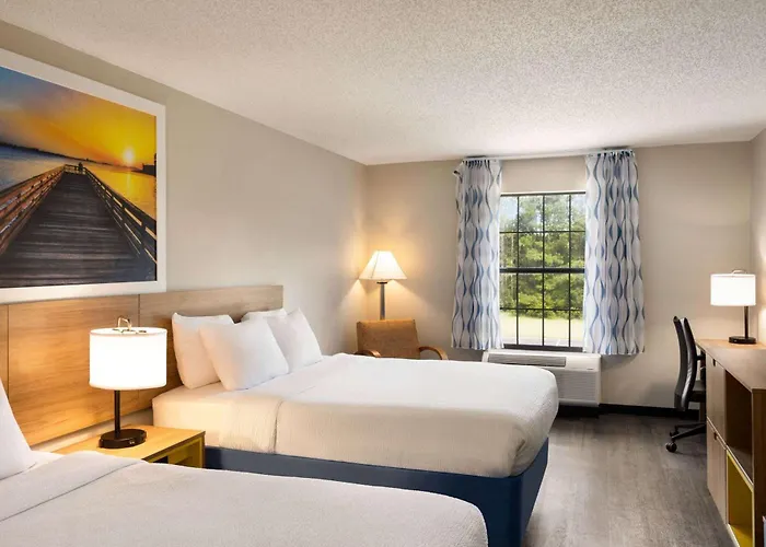 Days Inn By Wyndham Shallotte