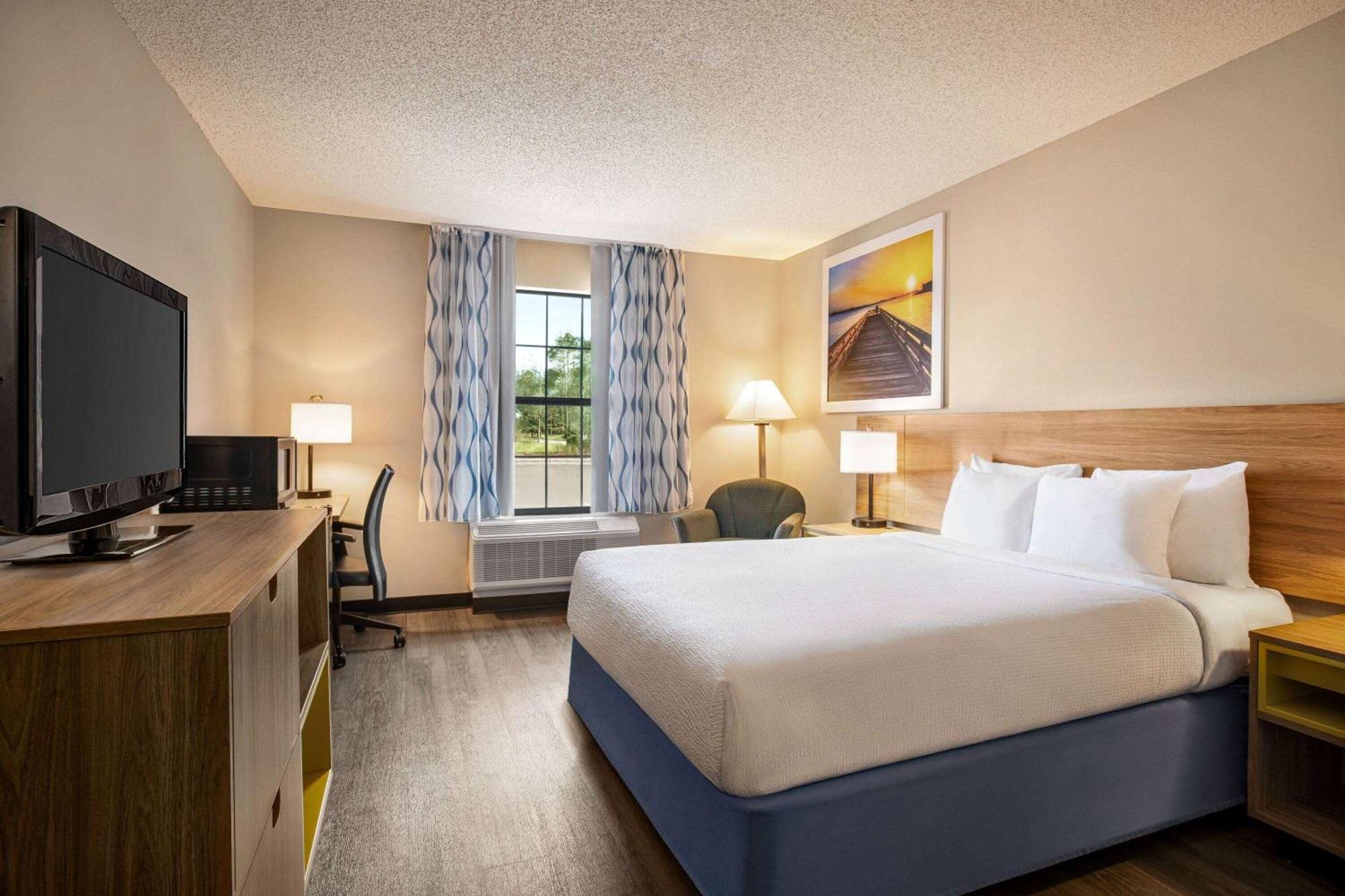 Hotel Days By Wyndham Shallotte